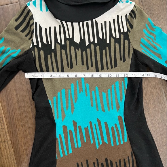 Coco & Tashi Long Sleeve Sweater Dress - Picture 11 of 14